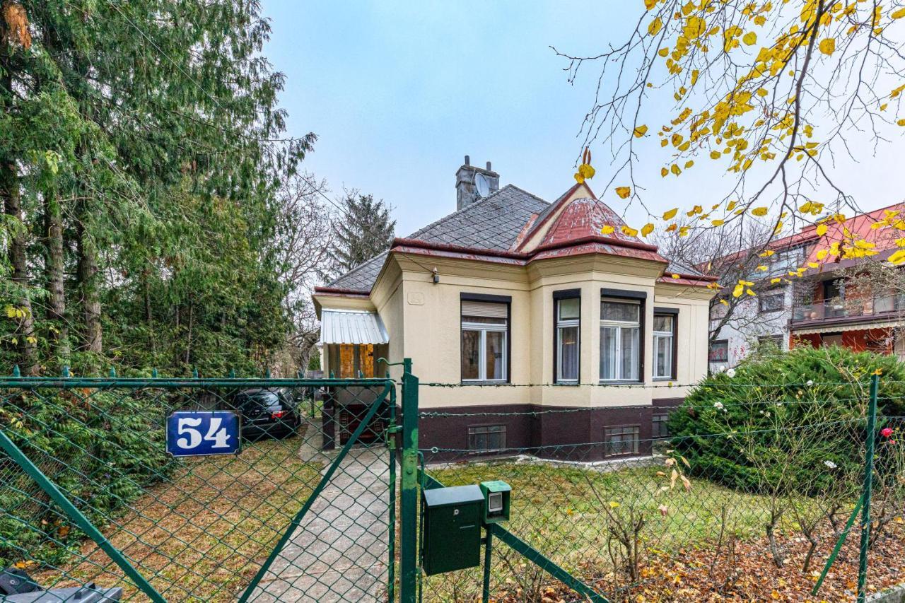 Christiano Apartments - Villa Schoenbrunn فيينا المظهر الخارجي الصورة