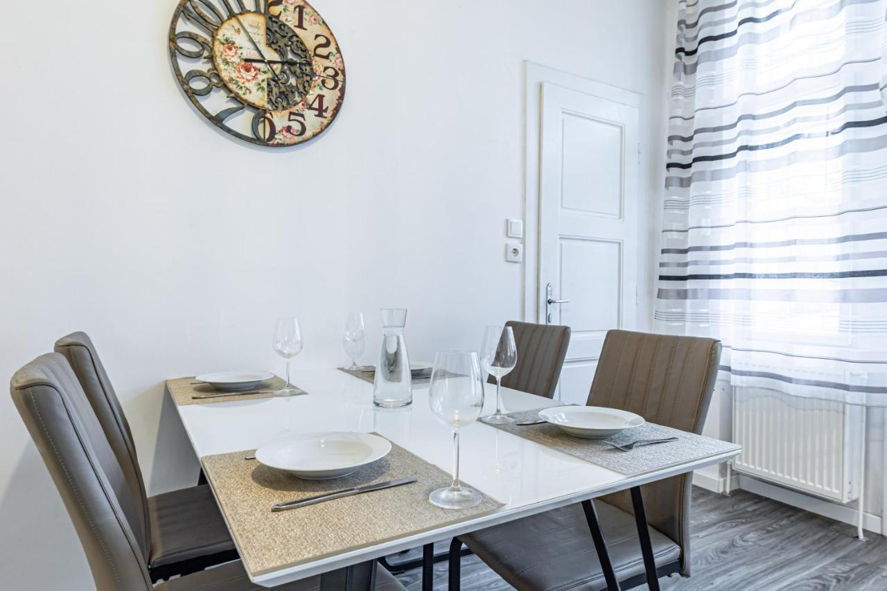 Christiano Apartments - Villa Schoenbrunn فيينا المظهر الخارجي الصورة